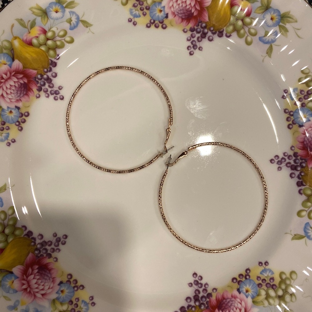 EUC * Guess Jeans * Rose Gold Tone Textured Hoop Earrings